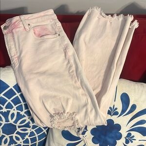 Chic Pink Ankle Cropped Jeans